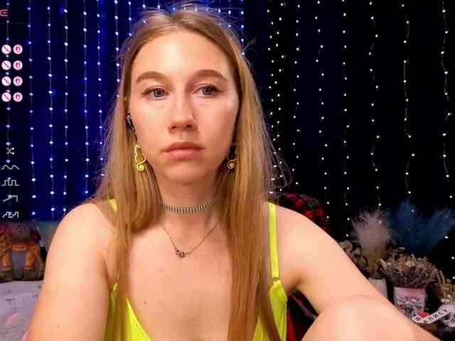 kiskaWEDNESDAY webcam
