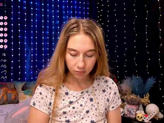 kiskaWEDNESDAY webcam