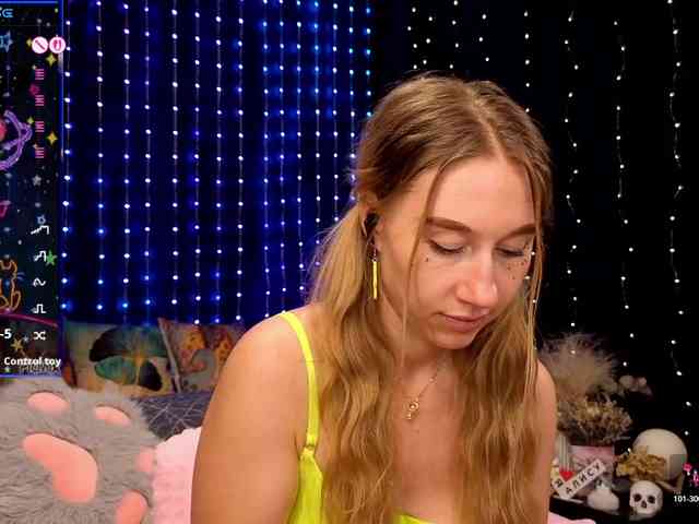 kiskaWEDNESDAY webcam