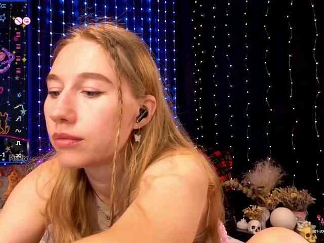 kiskaWEDNESDAY webcam
