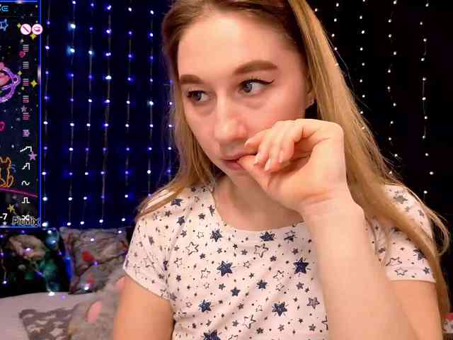 kiskaWEDNESDAY webcam