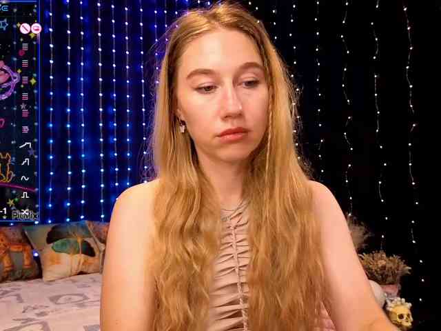 kiskaWEDNESDAY webcam