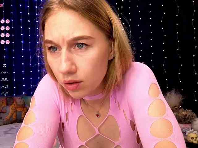kiskaWEDNESDAY webcam