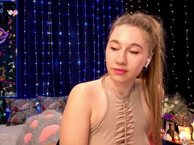 kiskaWEDNESDAY webcam