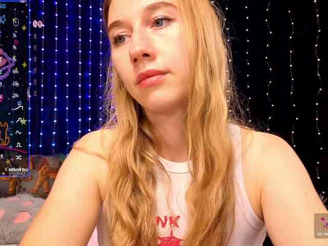 kiskaWEDNESDAY webcam
