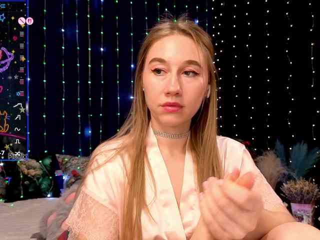 kiskaWEDNESDAY webcam