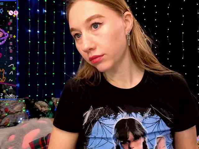 kiskaWEDNESDAY webcam