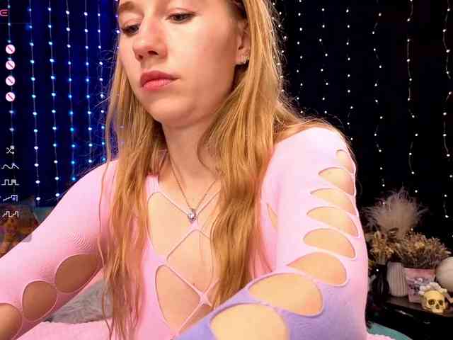 kiskaWEDNESDAY webcam