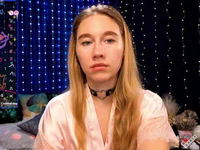 kiskaWEDNESDAY webcam