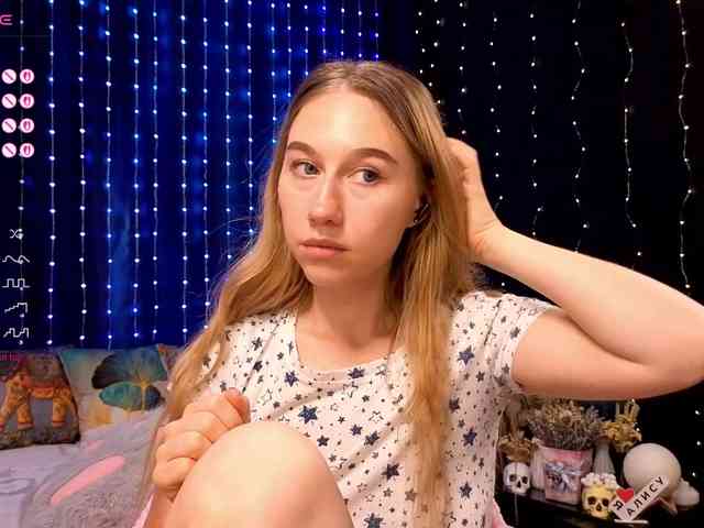 kiskaWEDNESDAY webcam