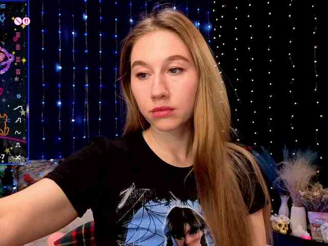 kiskaWEDNESDAY webcam