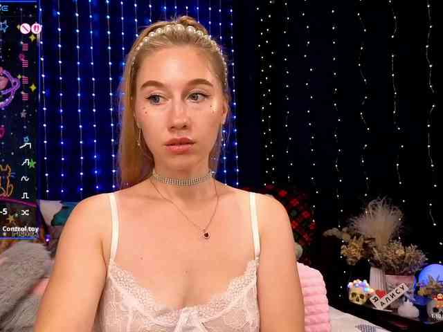 kiskaWEDNESDAY webcam