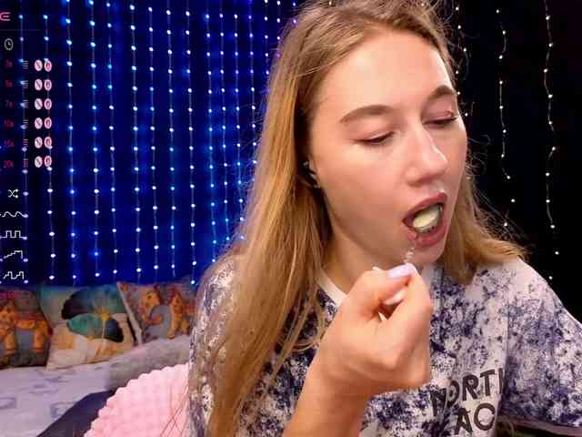 kiskaWEDNESDAY webcam