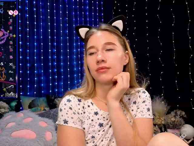 kiskaWEDNESDAY webcam
