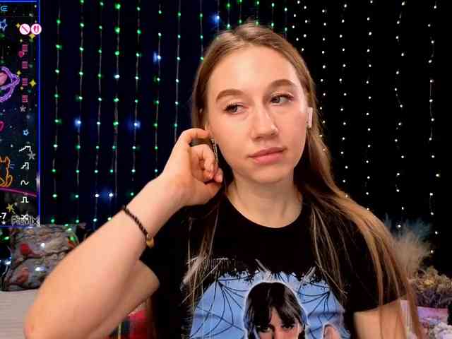 kiskaWEDNESDAY webcam