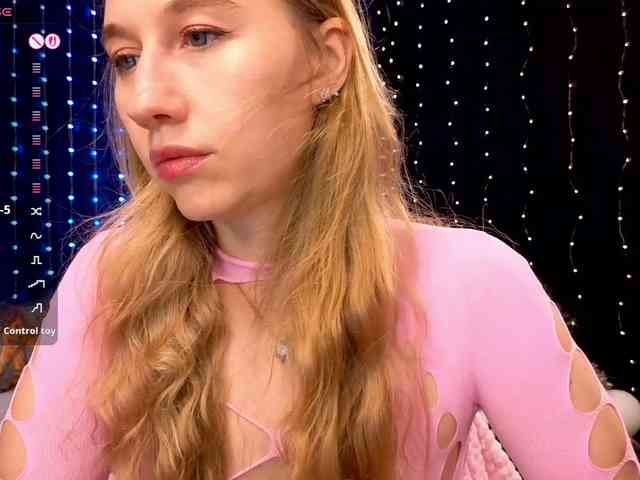 kiskaWEDNESDAY webcam