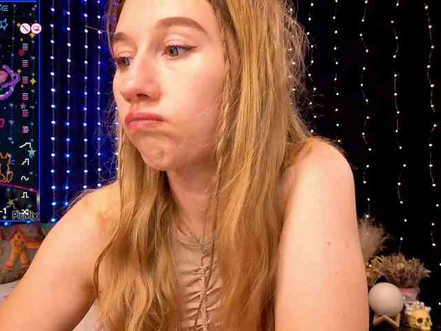 kiskaWEDNESDAY webcam
