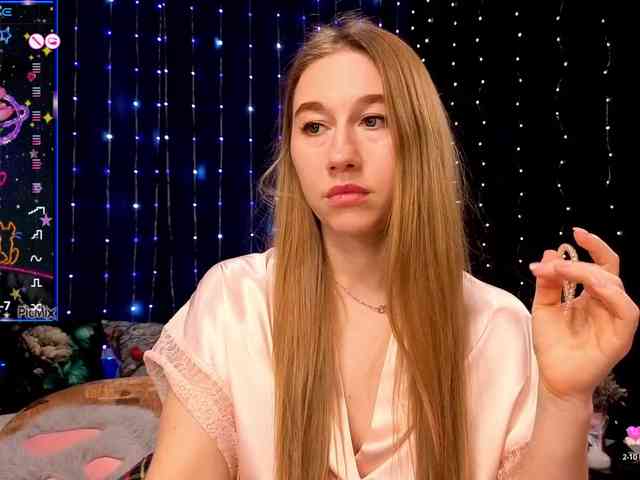 kiskaWEDNESDAY webcam