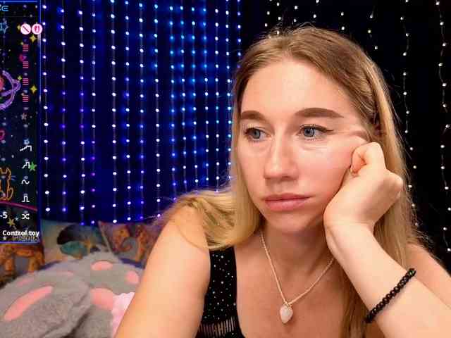 kiskaWEDNESDAY webcam