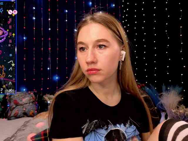 kiskaWEDNESDAY webcam