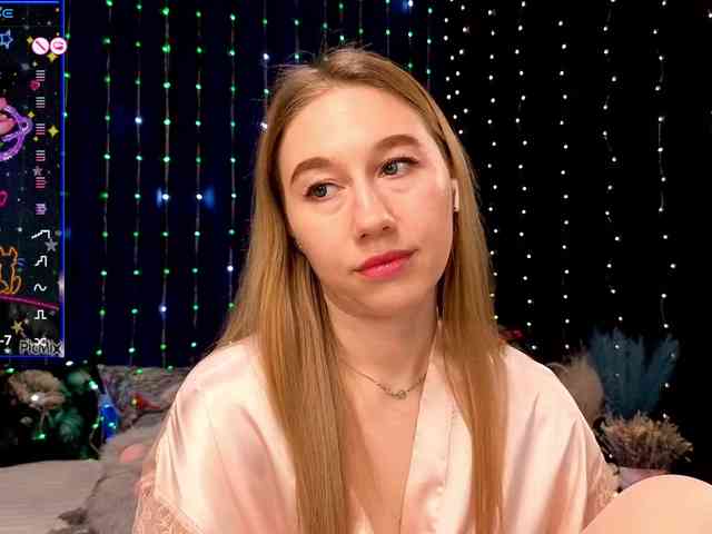 kiskaWEDNESDAY webcam