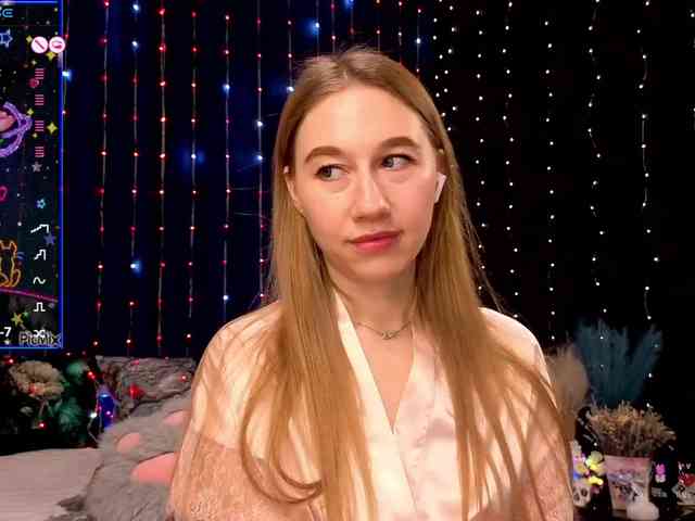 kiskaWEDNESDAY webcam