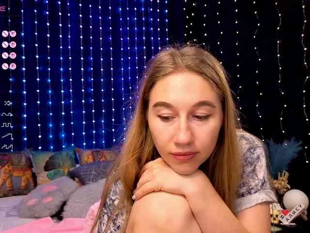 kiskaWEDNESDAY webcam