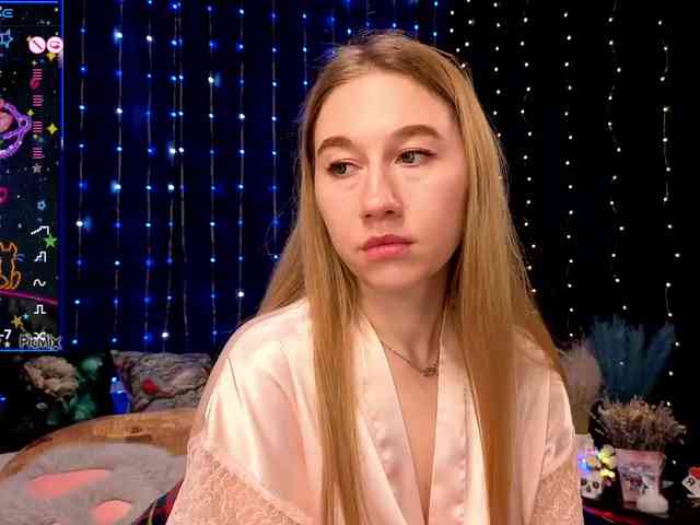 kiskaWEDNESDAY webcam