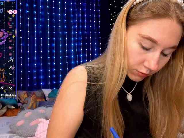 kiskaWEDNESDAY webcam