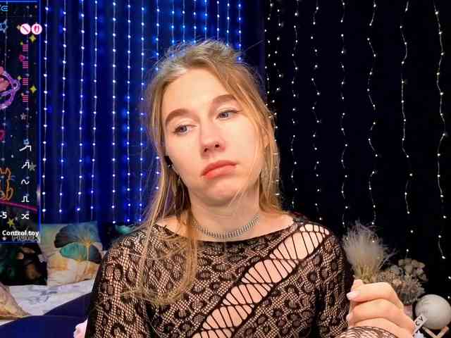 kiskaWEDNESDAY webcam