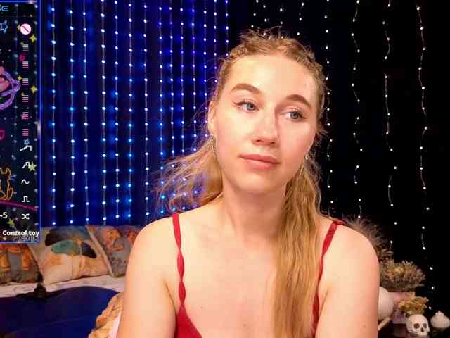kiskaWEDNESDAY webcam