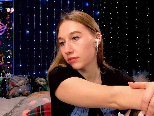 kiskaWEDNESDAY webcam