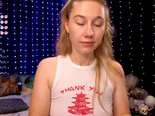 kiskaWEDNESDAY webcam