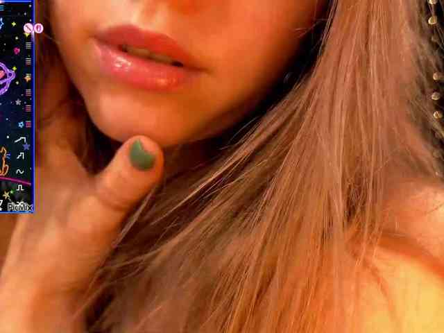 kiskaWEDNESDAY webcam