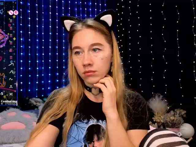 kiskaWEDNESDAY webcam