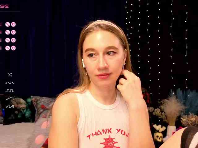 kiskaWEDNESDAY webcam
