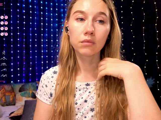 kiskaWEDNESDAY webcam