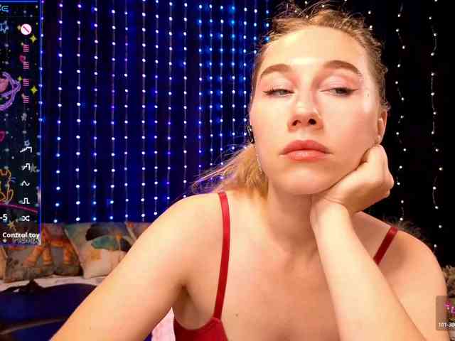 kiskaWEDNESDAY webcam