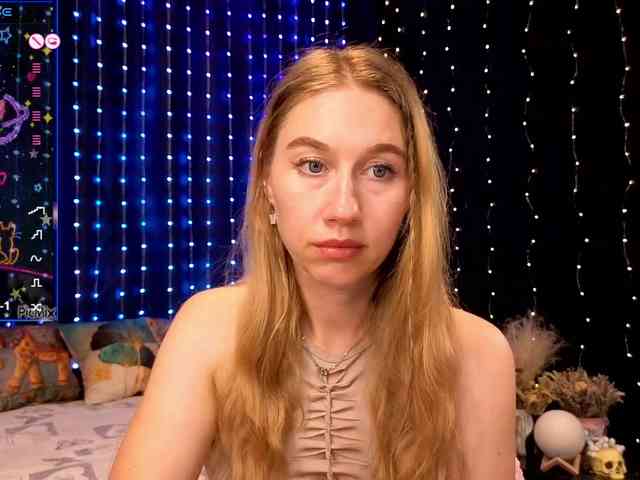 kiskaWEDNESDAY webcam