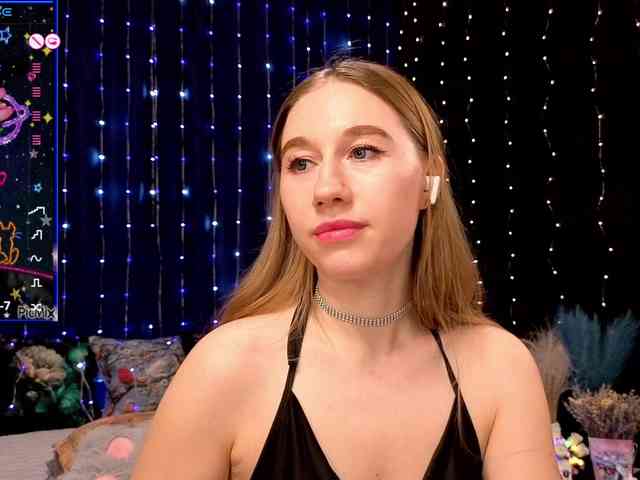 kiskaWEDNESDAY webcam