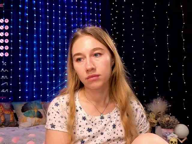kiskaWEDNESDAY webcam