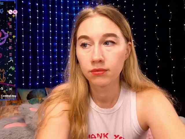 kiskaWEDNESDAY webcam