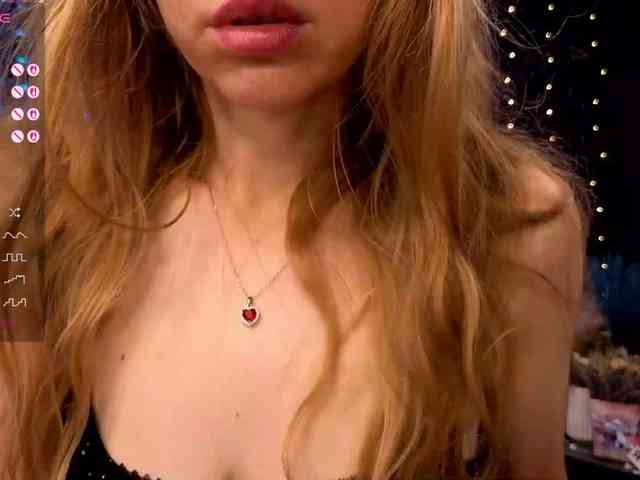 kiskaWEDNESDAY webcam
