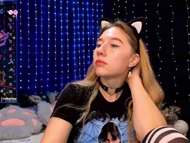 kiskawednesday's live room