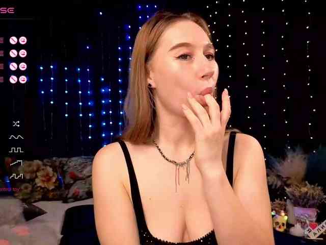 kiskaWEDNESDAY webcam