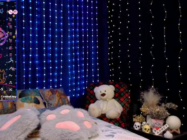 kiskaWEDNESDAY webcam
