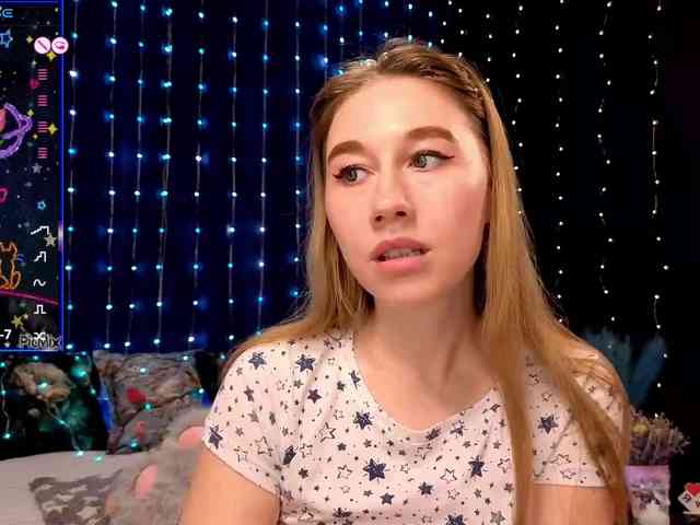 kiskaWEDNESDAY webcam