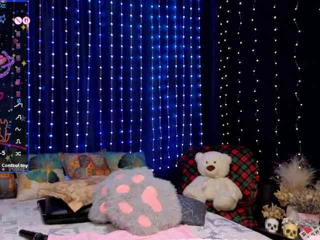 kiskaWEDNESDAY webcam