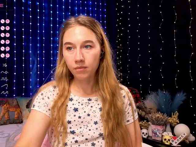 kiskaWEDNESDAY webcam