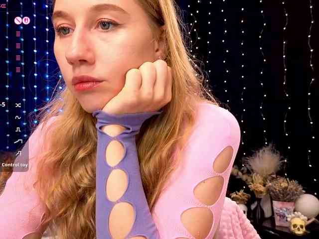 kiskaWEDNESDAY webcam